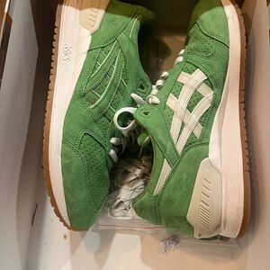 Asics Concept Sneakers in Green and White